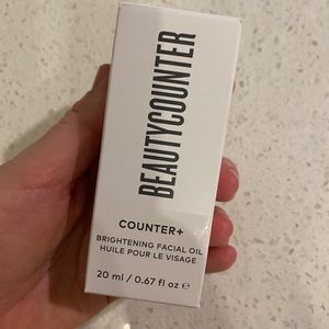 Beautycounter brightening facial oil